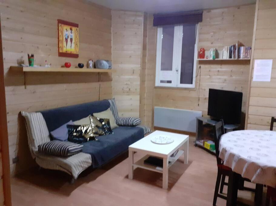 Appartement Face Au Thermes Et Au Calme Bagneres-de-Luchon Екстер'єр фото